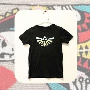 Nintendo Zelda triforce logo black tshirt